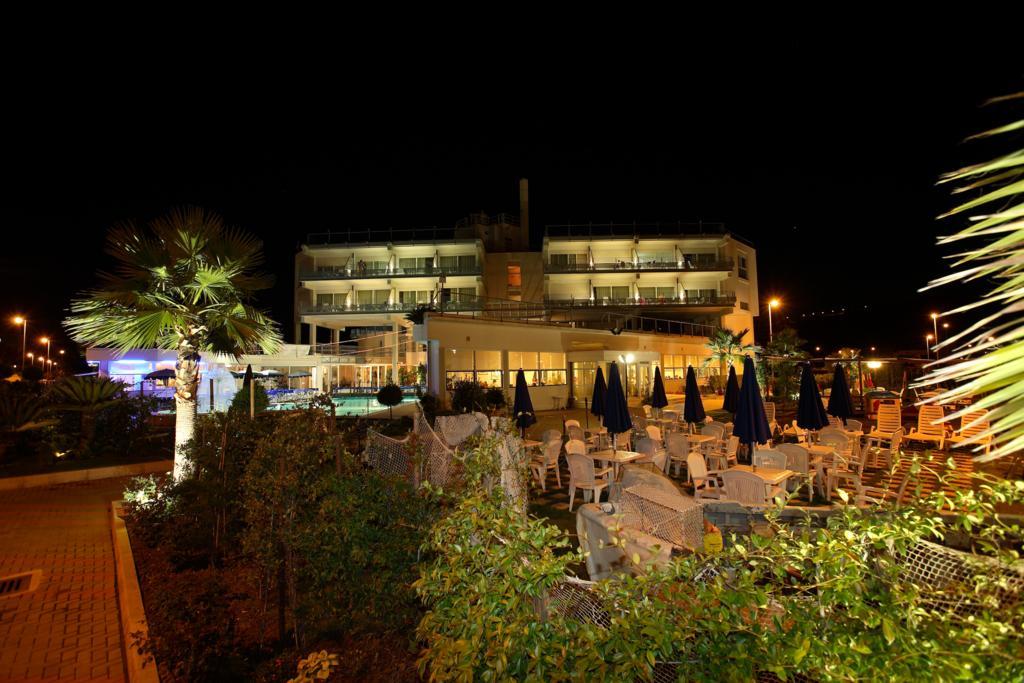 Seapark Spa Resort Giulianova Kültér fotó